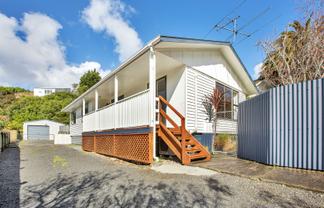 2 Harold Grove, Stokes Valley