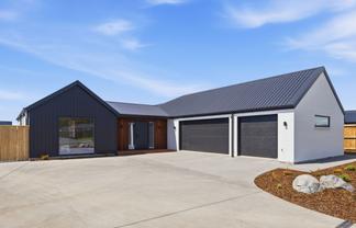 43 Dorper Road, WEST MELTON