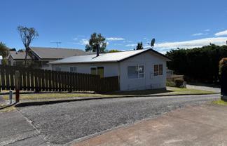 65 Woodward Street, Nukuhau