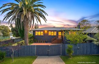 64 Christmas Road, Manurewa