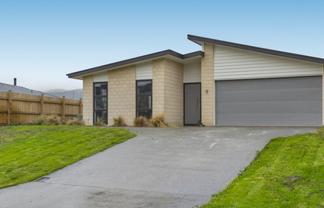 8 Missy Crescent, Cromwell
