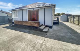 571a Queen Street, Levin