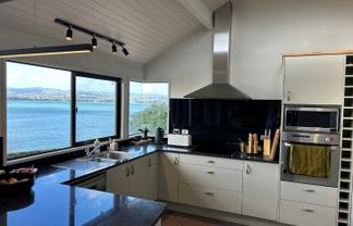 240 Devonport Road, Tauranga Central