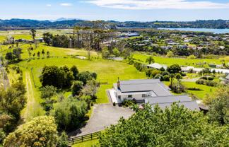 88 Old Waipu Road, Mangawhai