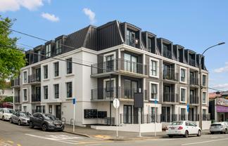 202/2 Colombo Street, Newtown