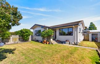 4/245 Kennedy Road, Onekawa