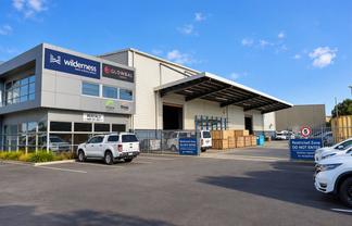Racked Warehouse, Container Friendly
