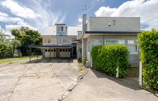 43 Fifth Avenue, Enderley