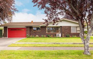 1 Neagle Place, Greenmeadows