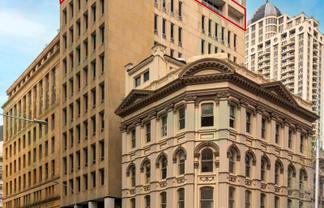 CBD Prestige - Top office floor