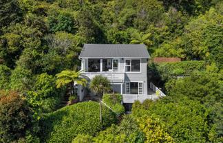 3 Mackenzie Road, Eastbourne