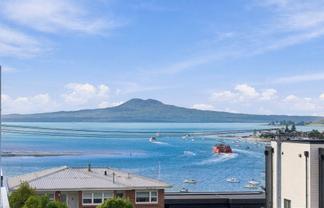 42B Takutai Avenue, Half Moon Bay