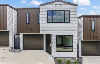Lot 2/37 Gosford Drive, Botany Downs