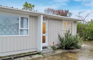 2/30B Awamutu Grove, Waiwhetu