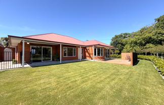2 Roblyn Place, Lincoln