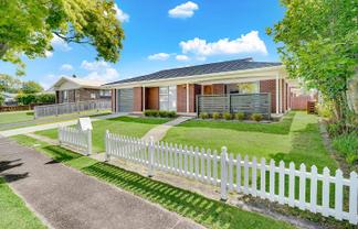 19 Sheridan Crescent, Cambridge