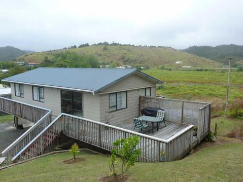 135 Oakura Road, Oakura Coast