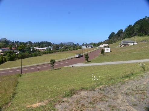 8 Panorama Parade, Pauanui
