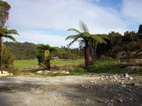 43 Limestone Track, Marsden