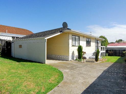 2/2 Barneys Farm Road, Clendon Park