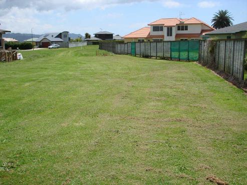 12 Athenree Heights, Athenree