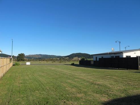 305 Harbour Drive, Matarangi