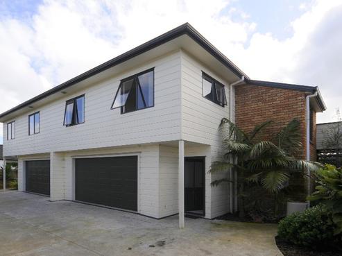 2/24 Henderson Avenue, Tuakau
