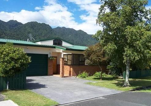 6 Islington Street, Te Aroha