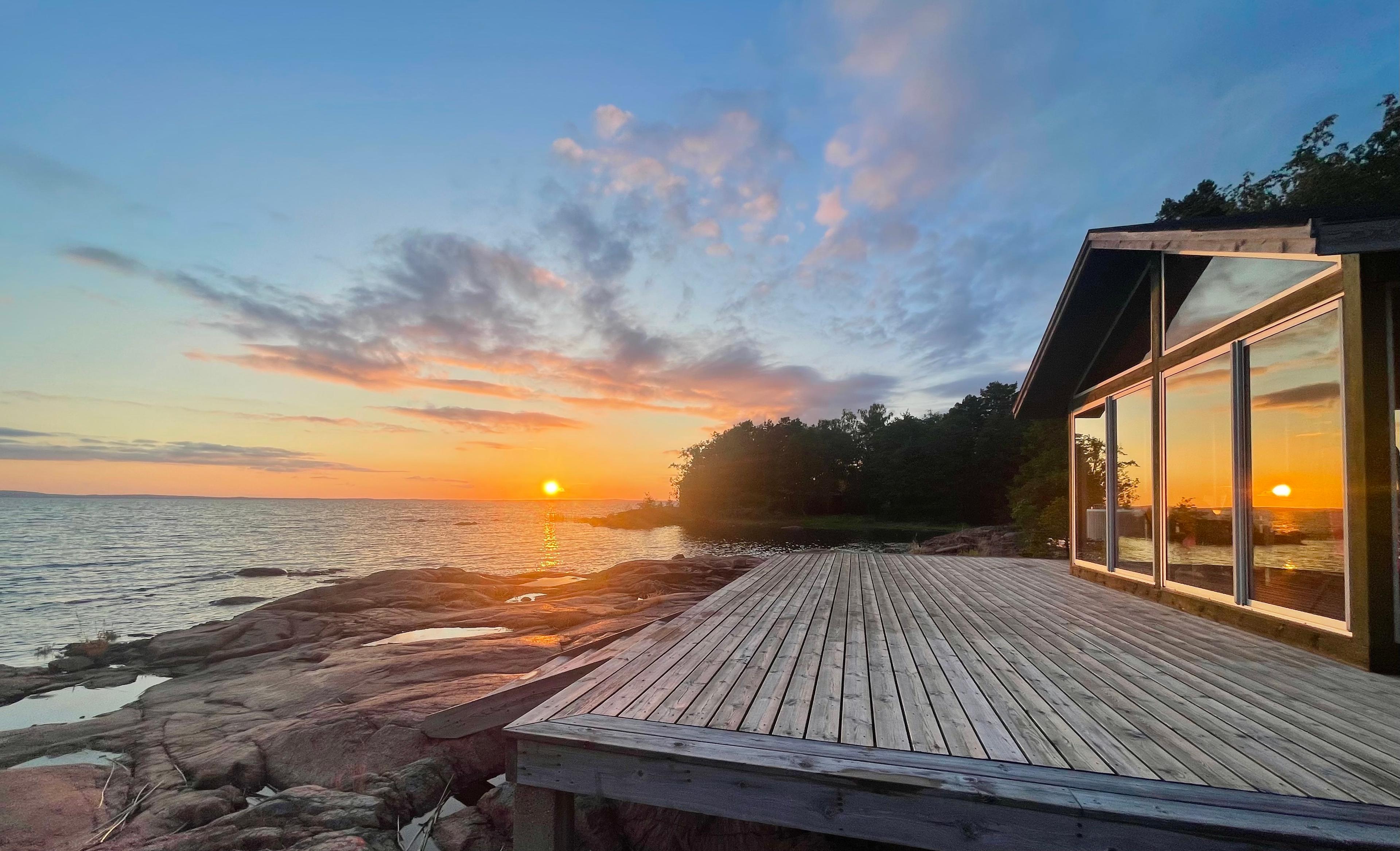 Exceptionally lukewarm: property market hits record December lows