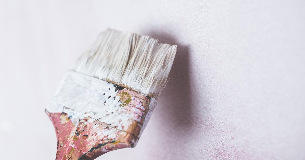 Painting the walls when renovating your dream home