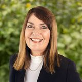 Maureen Crowe