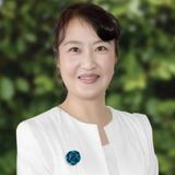 Angela Zhang