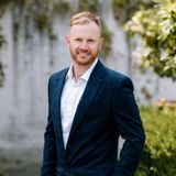 Nik Finlay
