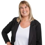 Leonie Riach