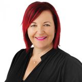 Nina Johnston-Treder